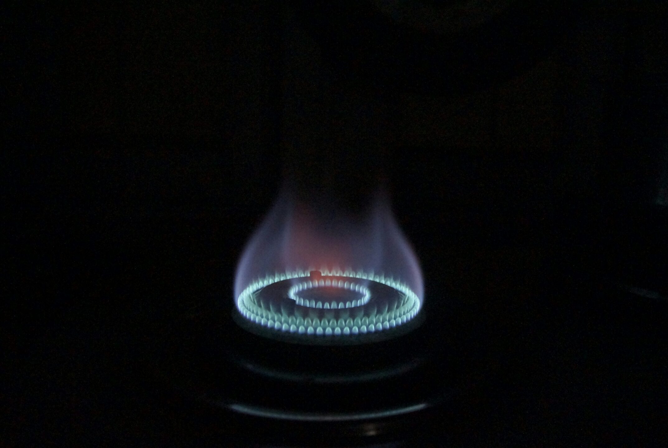 beautiful double ring gas flame, image from Ayesha Firdaus H on Unsplash
